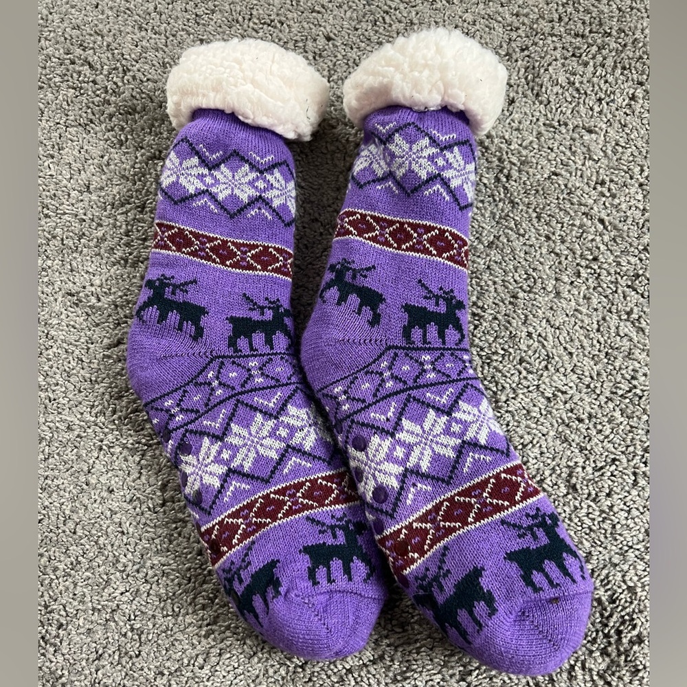 🎅🏼🎄Fuzzy Socks 🎅🏼🎄